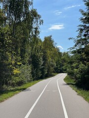 Nowy Sącz ścieżką rowerowa. © Maciej G. Szling