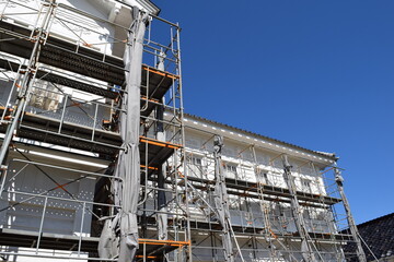 建設工事現場に設置された足場