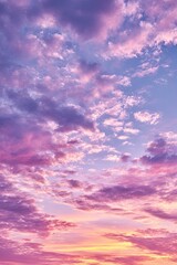 Obraz premium Vibrant sunset clouds in pastel hues