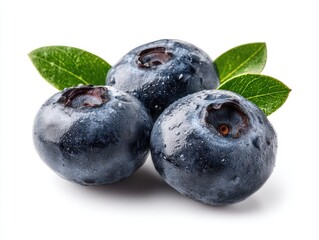 Obraz premium Three fresh blueberries with dew drops and leaves