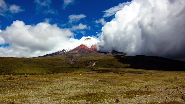 COTOPAXI VOLCANO LATACUNGA ECUADOR