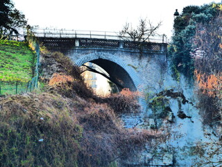 Pont arche parc hiver promenade