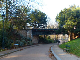 Obraz premium Pont passerelle parc hiver paris