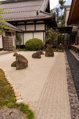 仙台の輪王寺の輪廻の森