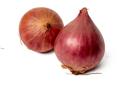Photo of shallots  taken with a high-resolution camera using the focus-stacking technique on a white background.