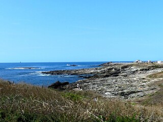 Quiberon, August 2025: Hiking around the Quiberon peninsula in the Gulf of Morbihan in Brittany - View of the wild coast
