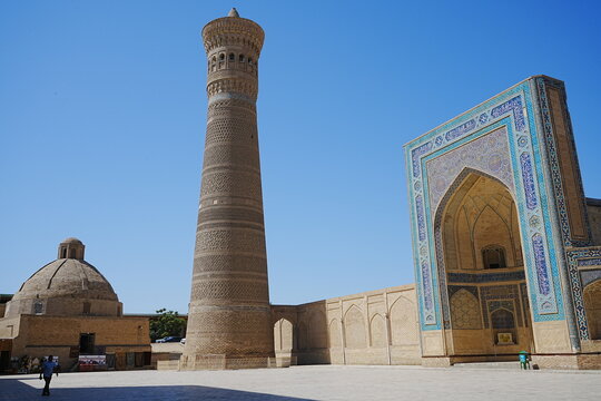 Kalon Minaret and Kalan Mosque in Bukhara, Uzbekistan - ウズベキスタン ブハラ カラーン・ミナレット カラーン・モスク
