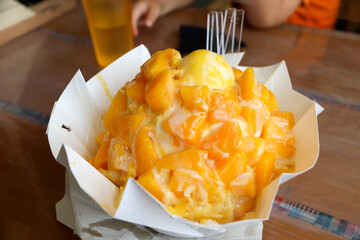 マンゴーかき氷 © 新 佐藤
