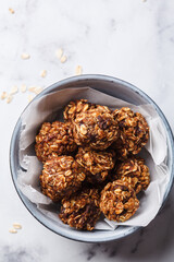 Oatmeal balls with peanut butter and chocolate chips.