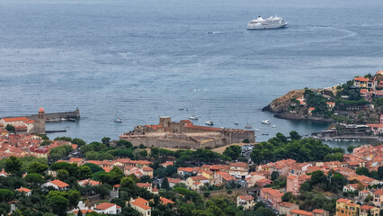Collioure et ses environs vue du ciel