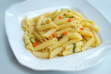 pasta with vegetables dish image