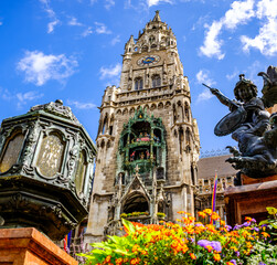 Fototapeta premium famous munich new town hall - bavaria