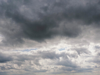 Obraz premium Blue cloudy sky. Nature background for design. Cloudscape.