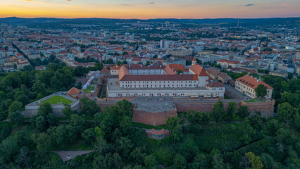 Obraz premium Sunset panorama of Brno with Spilberk, Czech republic