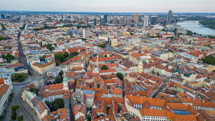 Obraz premium Sunset view of the old town of Bratislava, Slovakia