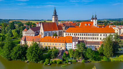 Obraz premium Panorama view of Czech town Telc