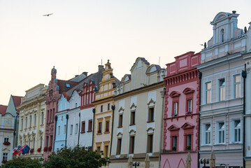 Obraz premium Colourful houses in the center of Pardubice during sunrise, Czec