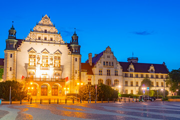 Obraz premium Sunset view of Collegium Minus in Poznan, Poland