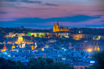 Obraz premium Sunset view of Prague from Rieger orchards in Prague, Czech repu