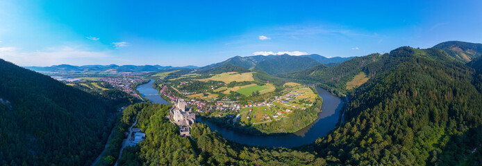 Panorama view of Strecno castle in Slovakia © dudlajzov
