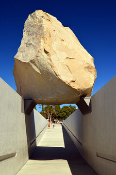 Michael Hiezer&rsquo;s sculpture Levitated Mass in Los Angeles dares visitors to walk underneath the heavy boulder