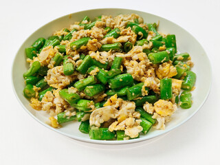 Simple and Healthy Homemade Stir-fried Long Beans with Egg