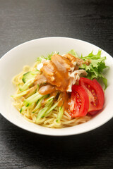 棒棒鶏麺