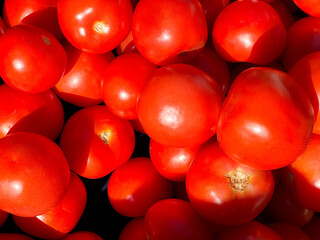 Fresh tomatoes at market stal