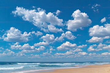 Obraz premium Sunny beach with fluffy clouds
