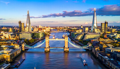 USA New York Meets London in Skyline Splendour