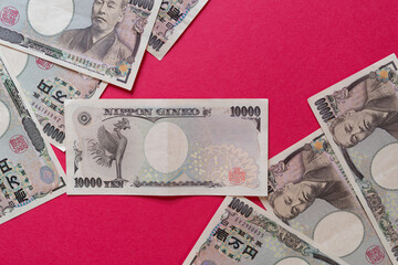 日本の一万円札のお金の背景	