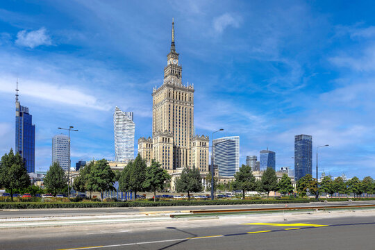 Warschau mit dem Kulturpalst und der modernen Skyline