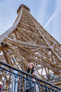 Morning stroll at the Eiffel Tower in winter