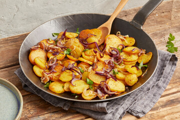 Curry potatoes