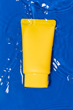 Cosmetic package in vibrant water splashes