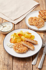 Kohlrabi schnitzel with nut crust