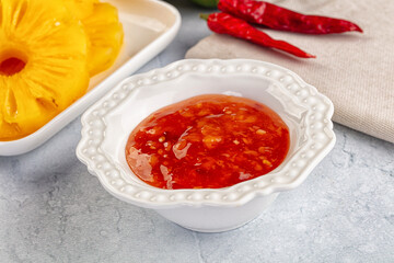 Sweet and spicy chili pineapple sauce