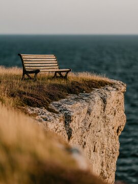 Scenic Tuscan landscapes with wheat fields, olive trees and rolling hills. Authentic Italian countryside with Mediterranean light and rustic nature.