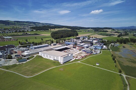 Industrial area, rear Freudenberg and Brunnenweid, Sins, Freiamt, Canton, Aargau, Switzerland