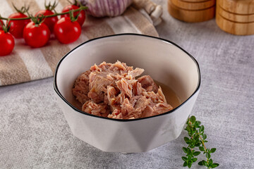 Canned tuna fillet for salad