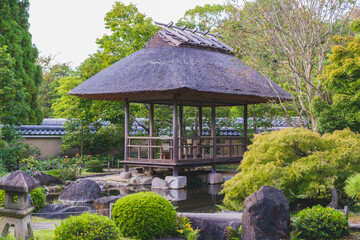 好古園、世界遺産の隣に設けられた古風な日本庭園の風景、兵庫、日本