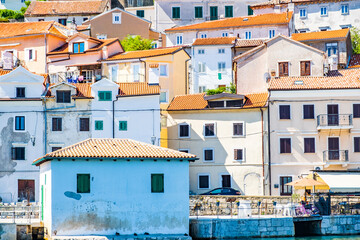 Obraz premium Colorful traditional houses on hills in the town of Bakar, Kvarner Bay, Adriatic sea, Croatia
