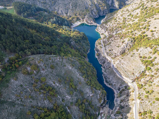 Vista aerea del lago di San Domenico vicino al lago di Scanno