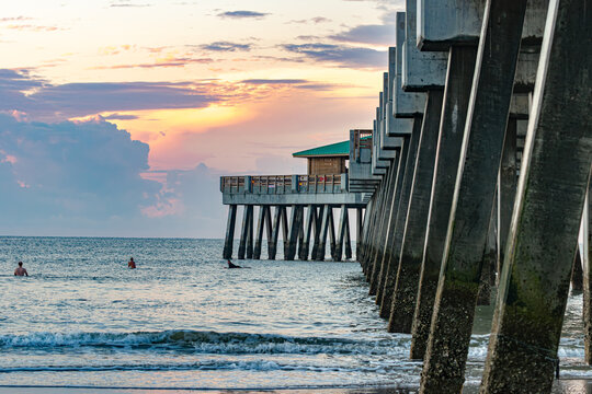 Sunrise at Folly Beach Pier &ndash; Charleston, SC