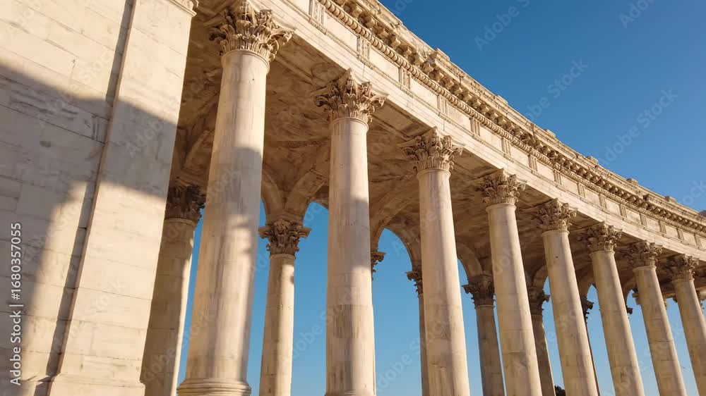 Poster corinthian columns and arches in sunlight - a low-angle view showcases a row of elegant corinthian c