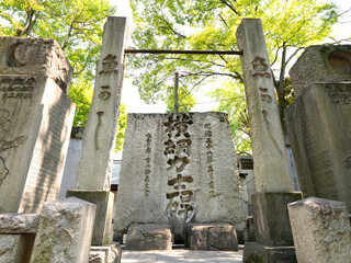 富岡八幡宮境内の横綱力士碑　東京都