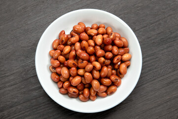 水で戻した山形県川西町の乾燥紅大豆