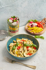 Salad bowl with vegetable pasta
