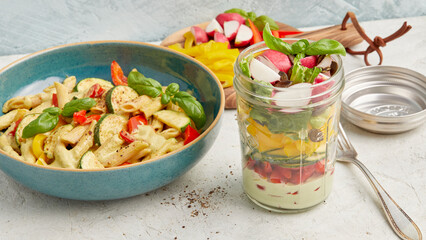 Salad bowl with vegetable pasta