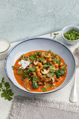 Chickpea stew with spinach